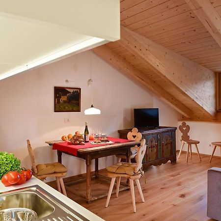 Residence Simml & Schlosser Innichen Exteriör bild