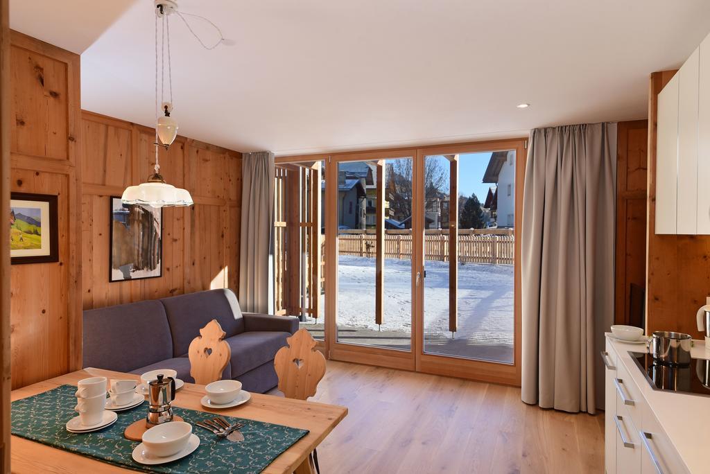 Residence Simml & Schlosser Innichen Exteriör bild